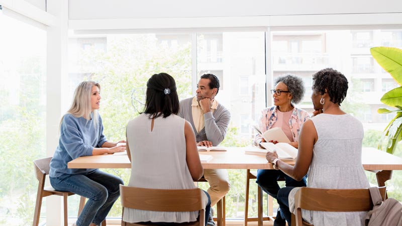 reunião de condomínio